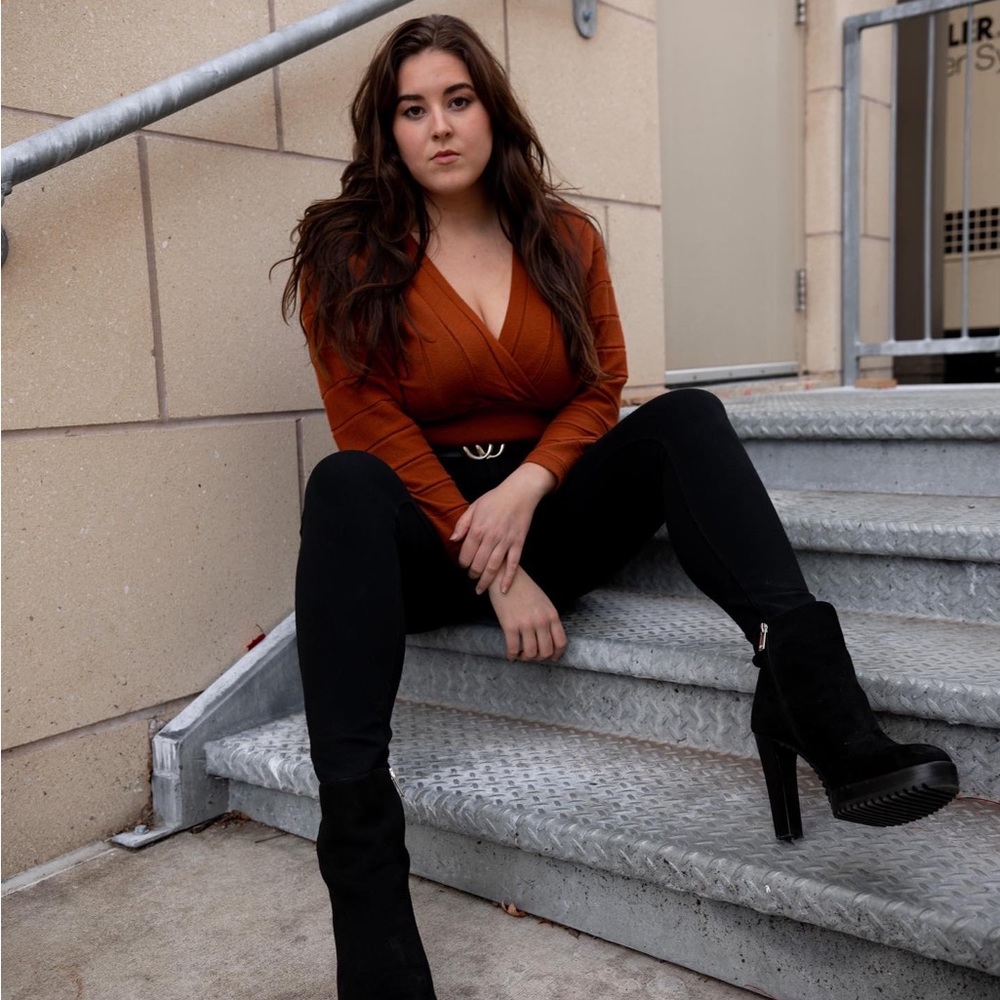 Meet your Posher, Mackenzie